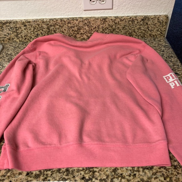 Victoria’s Secret PINK size small half zip sweatshirt - Picture 2 of 3